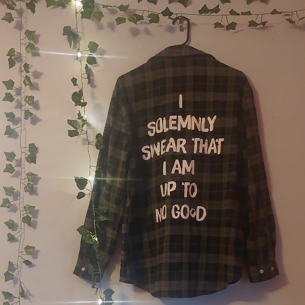 Cakeworthy HP Flannel I Solemnly Swear That I Am Up To No Good